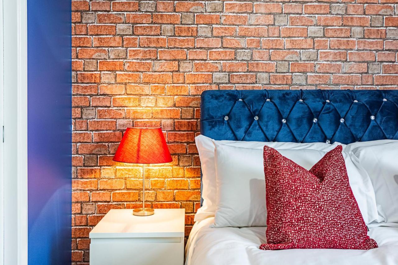 Cozy And Charming Flat: Minutes From Everything! ลอนดอน ภายนอก รูปภาพ