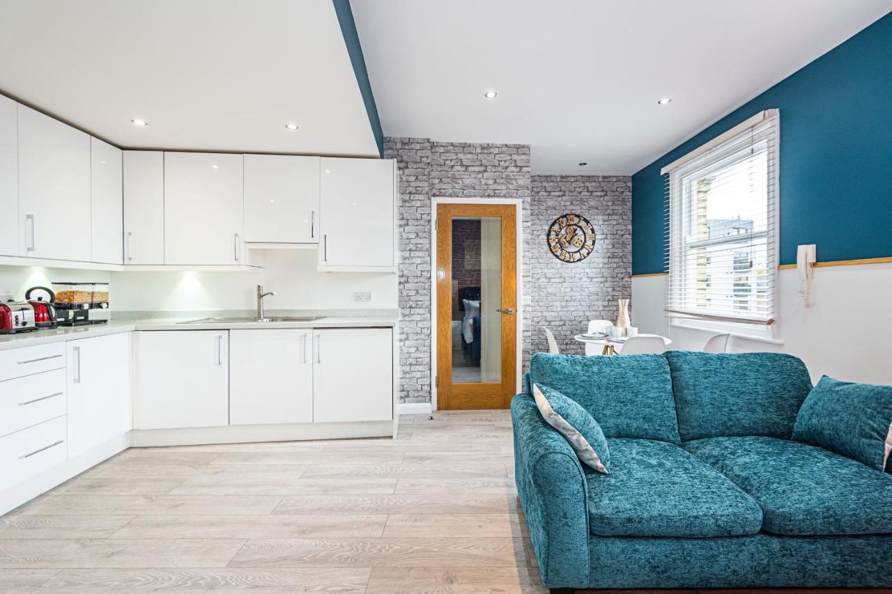 Cozy And Charming Flat: Minutes From Everything! ลอนดอน ภายนอก รูปภาพ