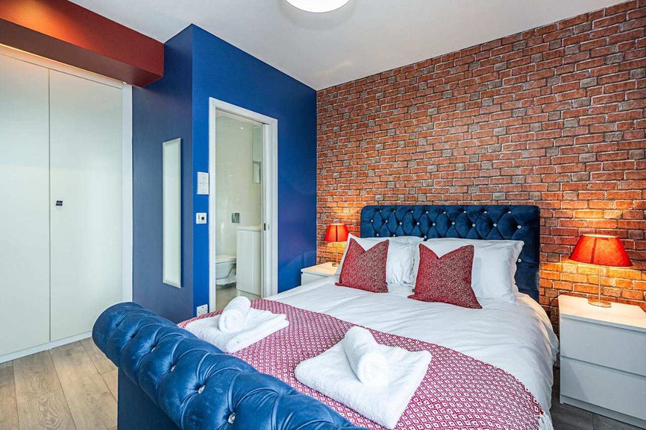 Cozy And Charming Flat: Minutes From Everything! ลอนดอน ภายนอก รูปภาพ